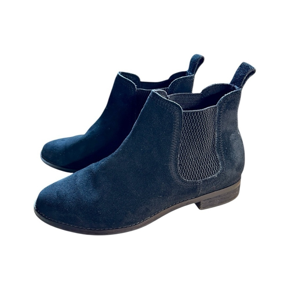 TOMS, ELLA CHELSEA BOOTS. BLACK SUEDE UPPER WITH BLACK FABRIC LINING. SIZE 6